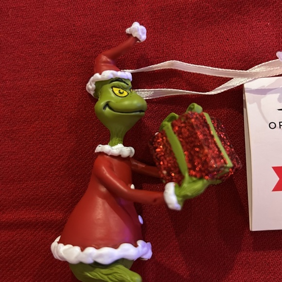 Hallmark The Grinch Christmas Tree Ornament (4.25”) - Picture 4 of 5
